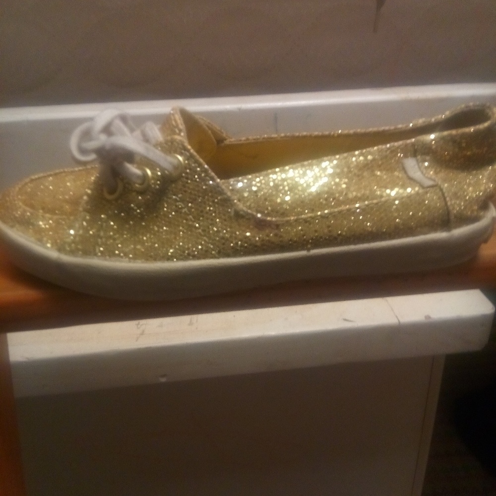 Gold canvas